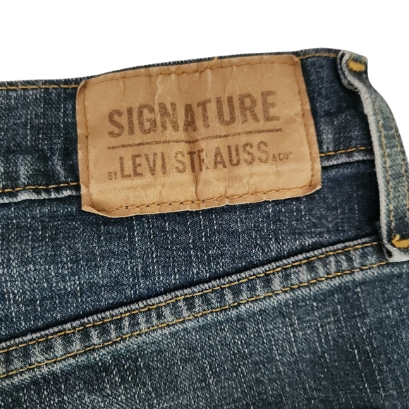 LEVI’S Signature Blue Straight Leg Jeans Classic Mid Wash w31/L30 - Picture 9 of 12
